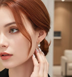 Whitley Estate Solitaire Hoops